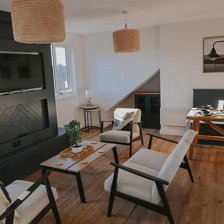 Spacious Second Floor Apartment